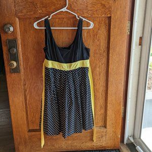 IZ Byer Black/White Polka Dot Dress with Yellow Tie Belt - DARLING! Size 11